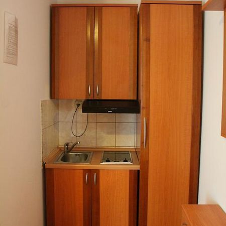 Apartments Tonimir Vodice Kamer foto
