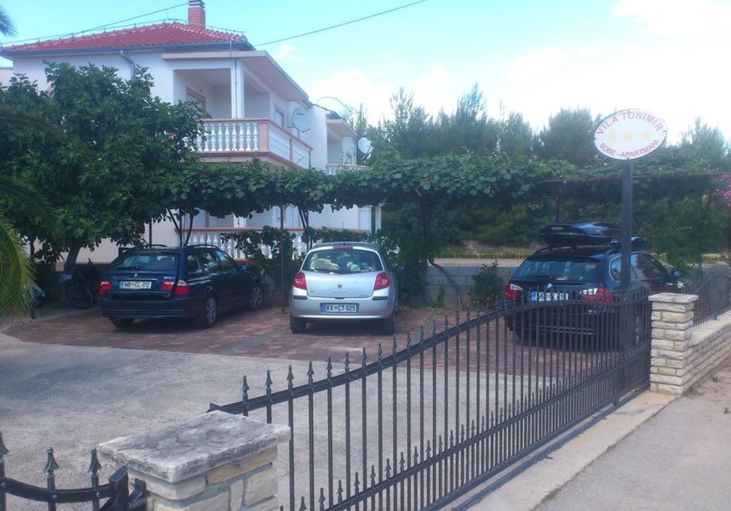 Apartments Tonimir Vodice Buitenkant foto