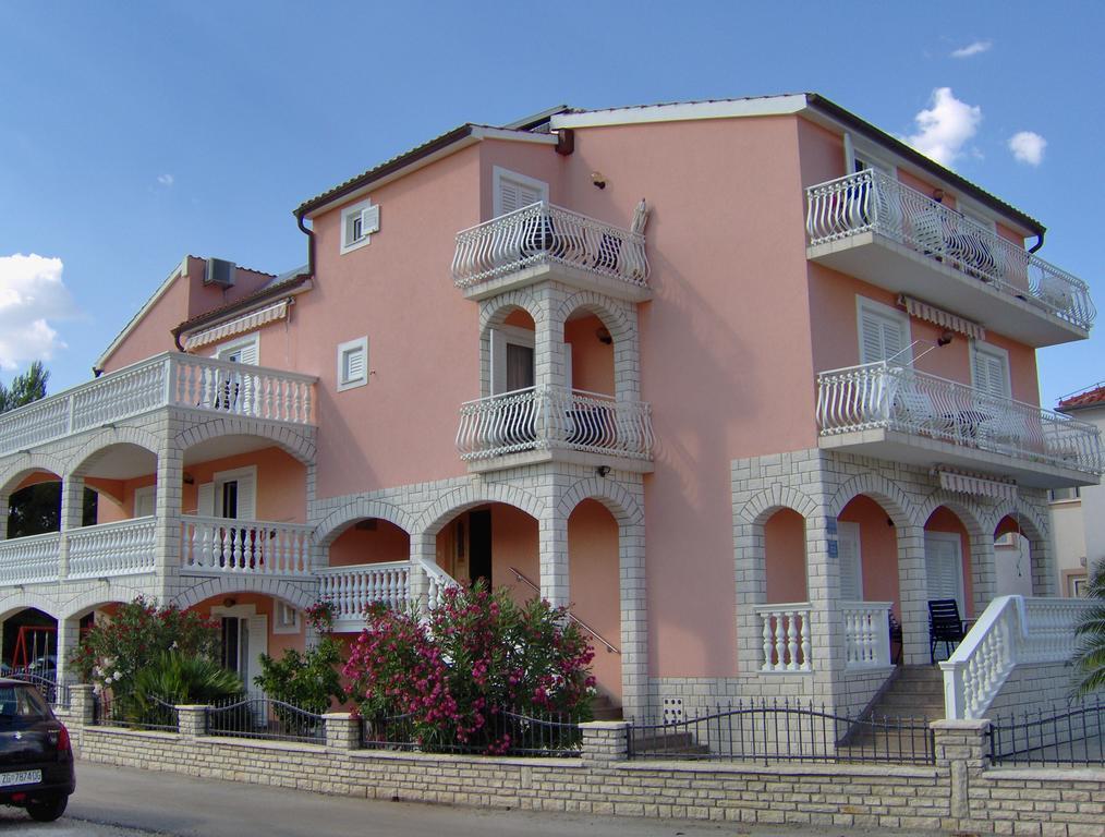 Apartments Tonimir Vodice Buitenkant foto