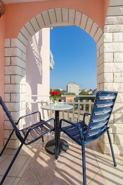 Apartments Tonimir Vodice Buitenkant foto
