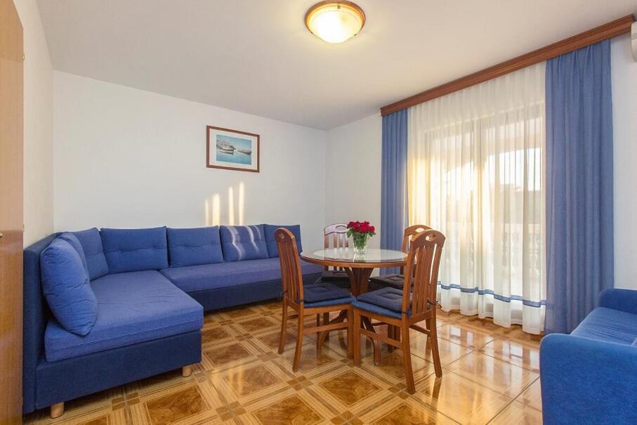 Apartments Tonimir Vodice Buitenkant foto
